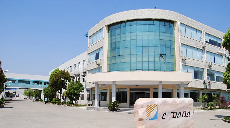 Továreň na ističe CDADA s rozlohou 52 400 m2 Továreň na ističe CDADA s rozlohou 52 400 m2